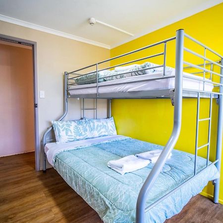 The Hostel, Эйрли-Бич Экстерьер фото